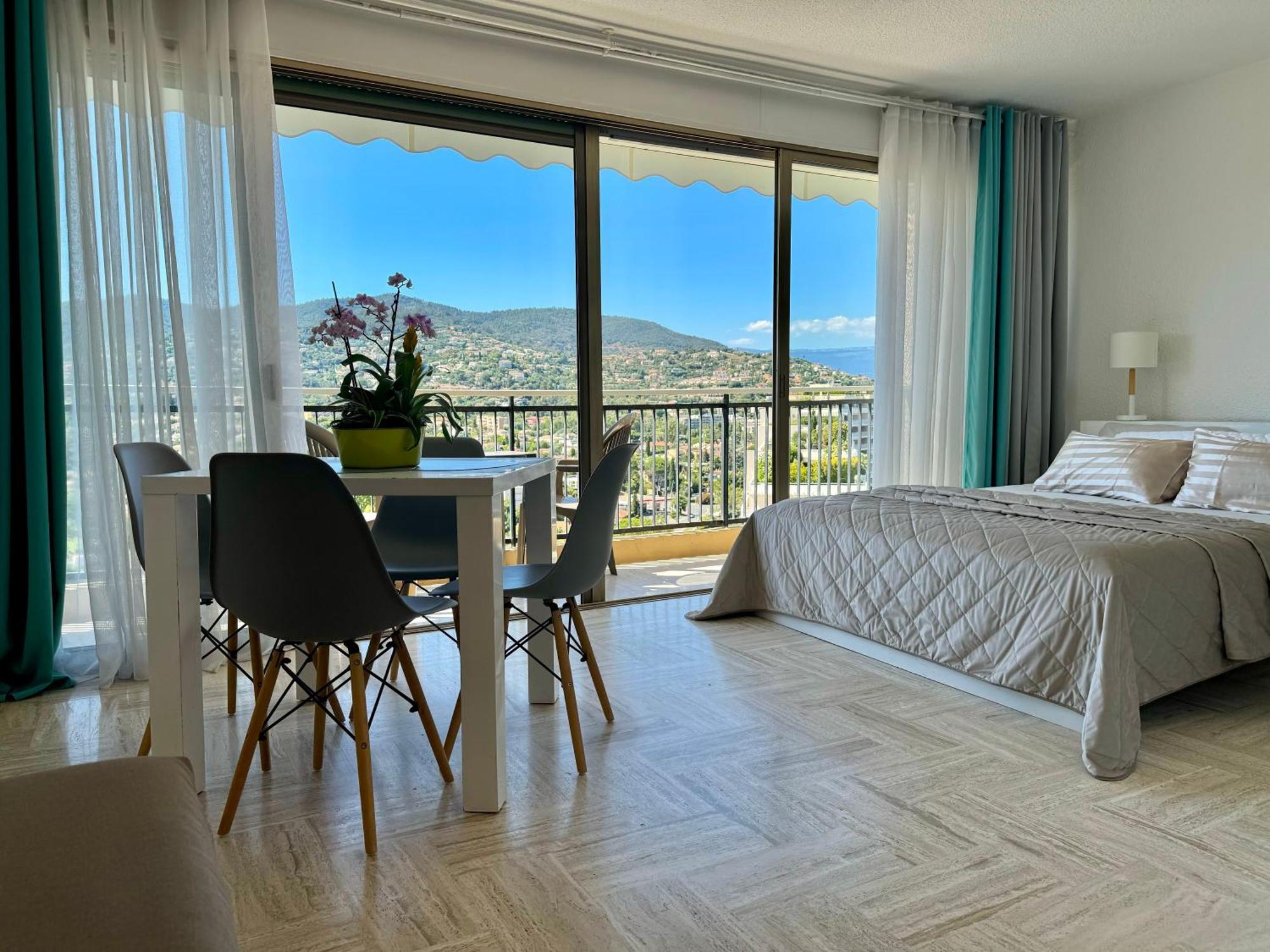 My Resid Appart Cannes Vue Marina Et Vue Montagne Mandelieu-La Napoule Exterior photo